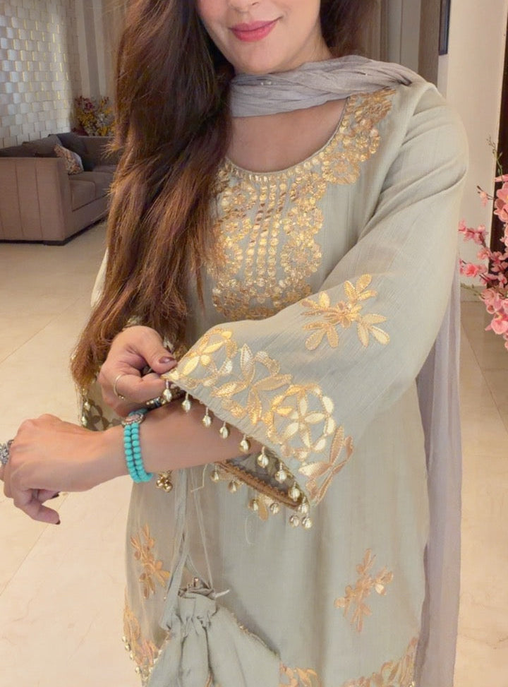 Fully Stitched Farshi Set with Gota work