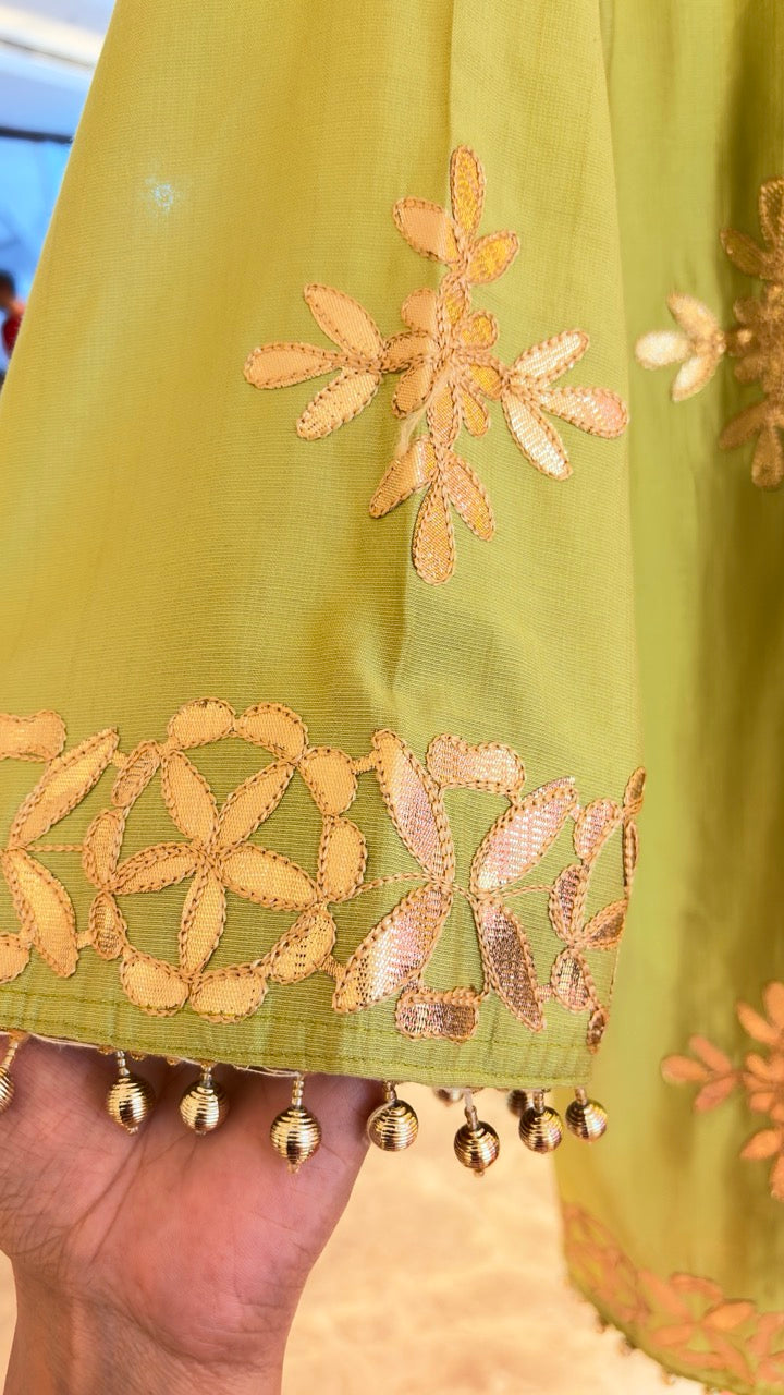 Fully Stitched Farshi Set with Gota work
