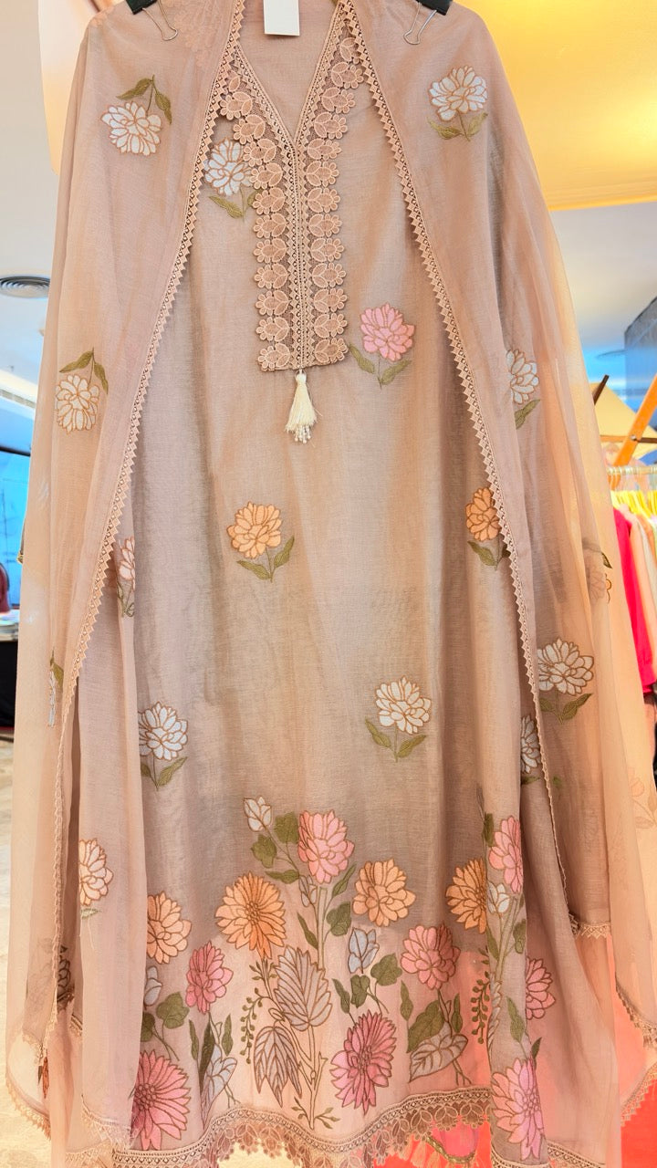 Beautiful Thread embroidered Mul Cotton Suit