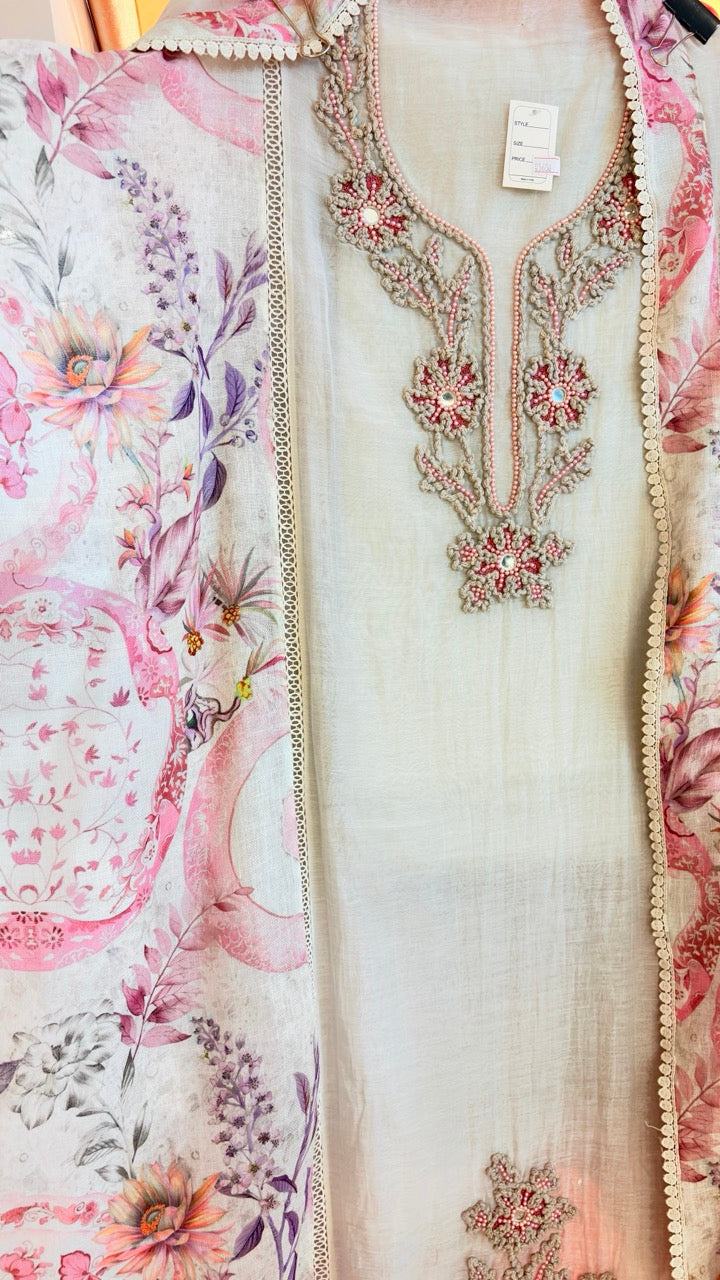 Mul Cotton suit with linen panel design