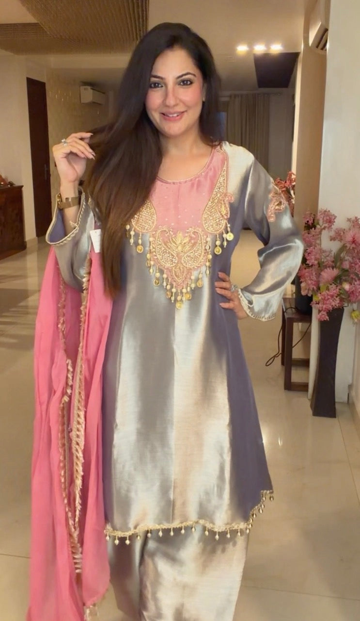 Fully Stitched Giraffe Tissue Farshi set
